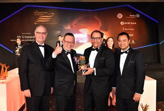 We congratulate our company’s founder and CEO for winning the 2016 Entrepreneur of the Year Award | EPS Recruitment Agency Singapore