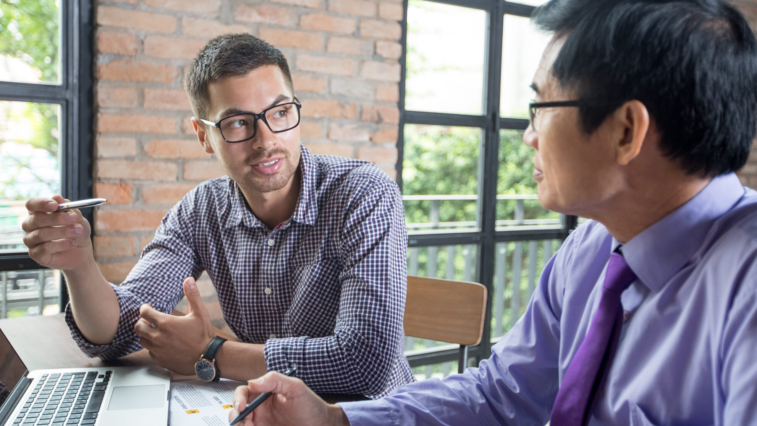 How Foreign Companies Can Hire Employees in Singapore Before Setting Up a Local Entity